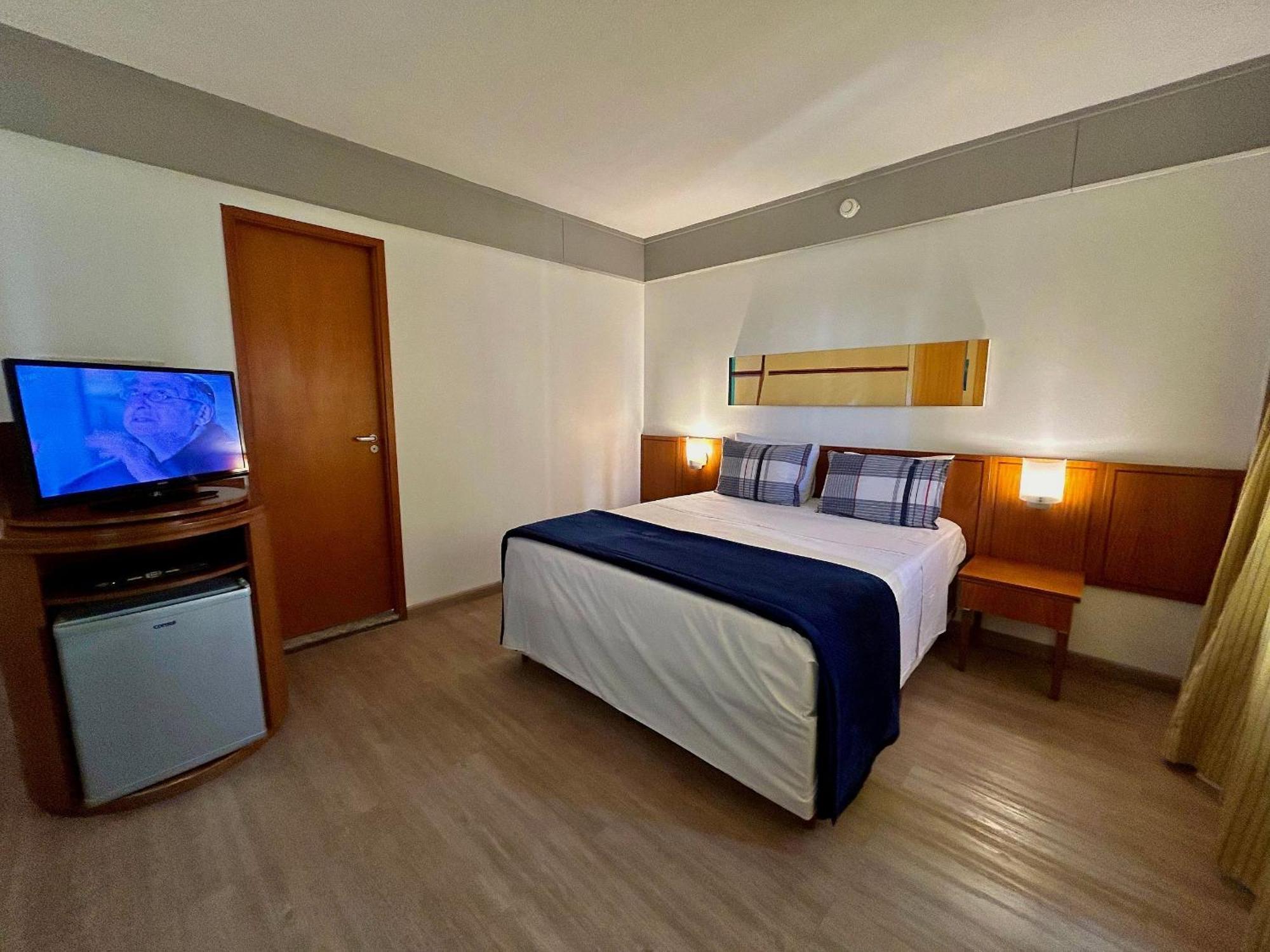 Live & - Borges Lagoa 1179 - Uh1003 Hotel *