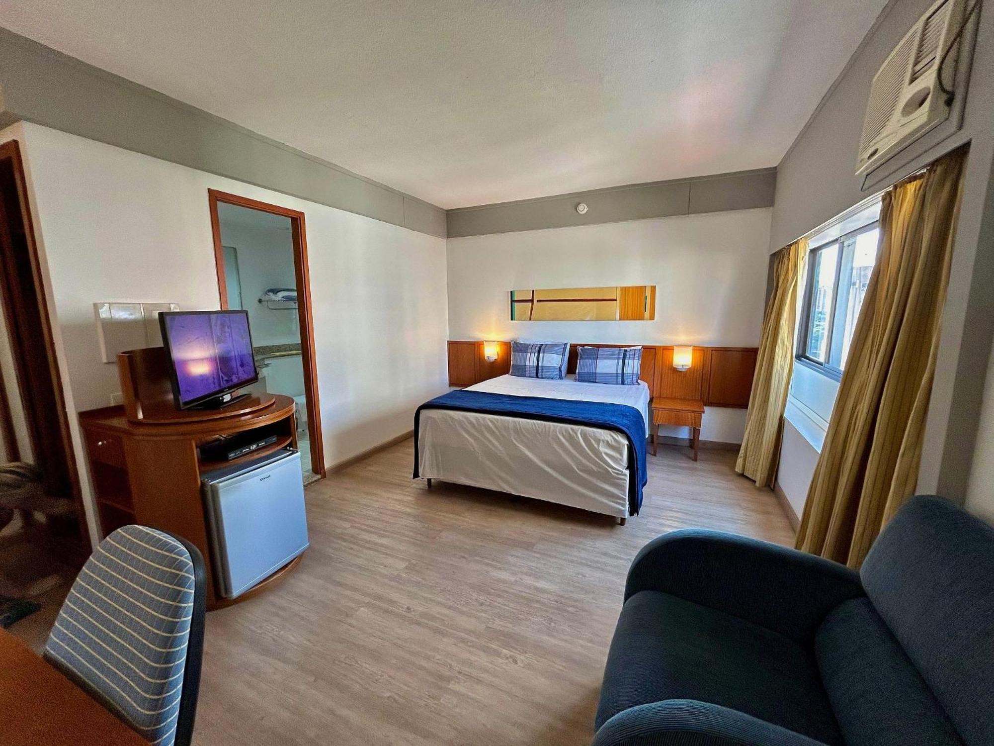 Hotel Live & - Borges Lagoa 1179 - Uh1003 *